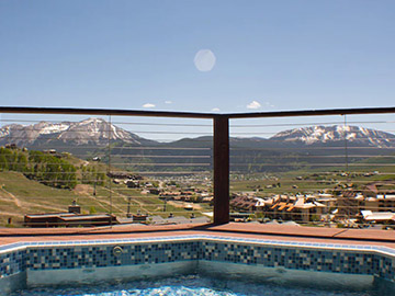 ski in and out 2  bedroom condo crested butte