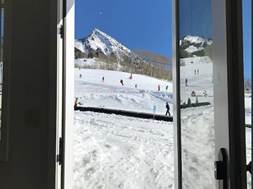 ski in and out 3  bedroom condo crested butte